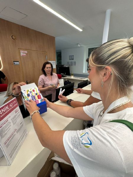 3 Spolu za krásny usmev_AGEL Clinic_VVVIA