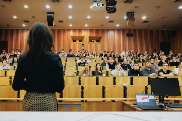 8 LF UPJŠ KE prednáška